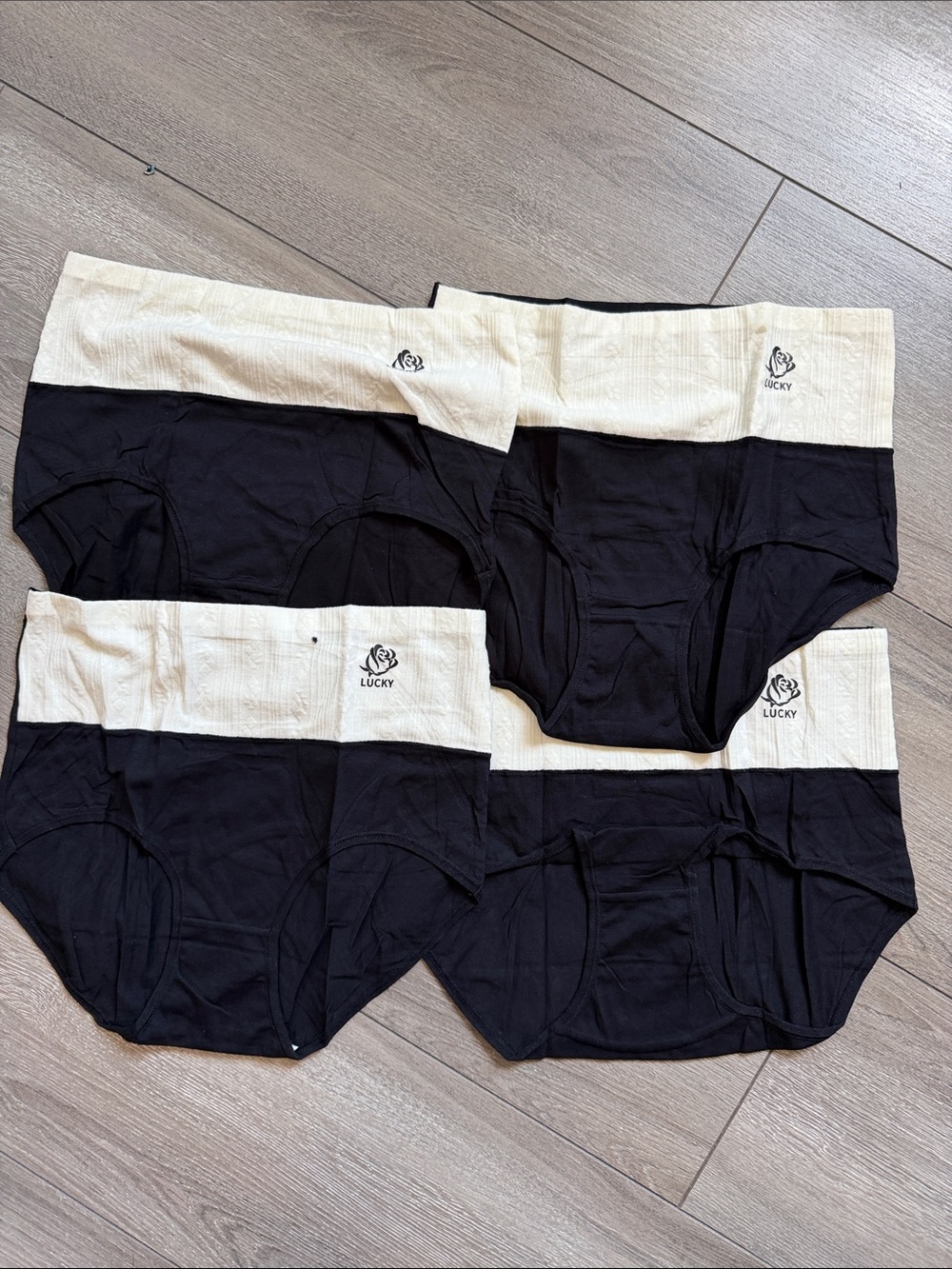 Women's Black Briefs with Cream Waistband - 4-Pack